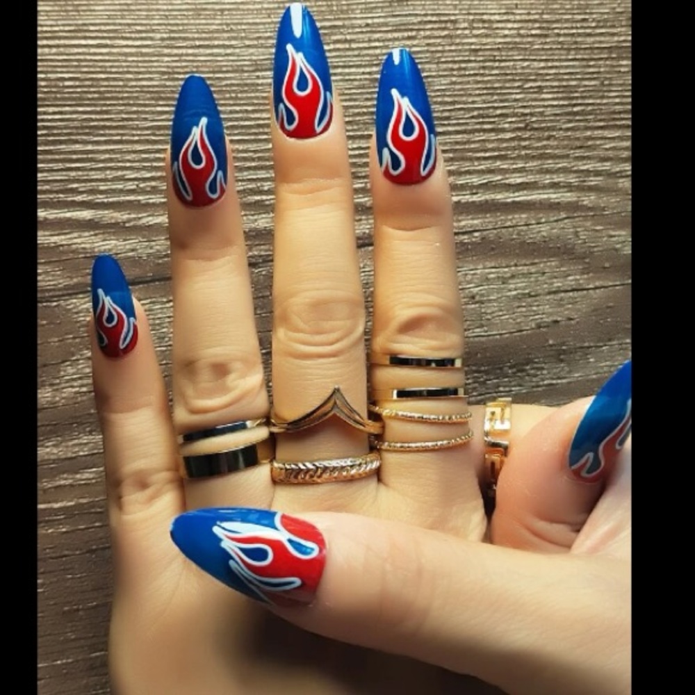 Flame Press on nail set